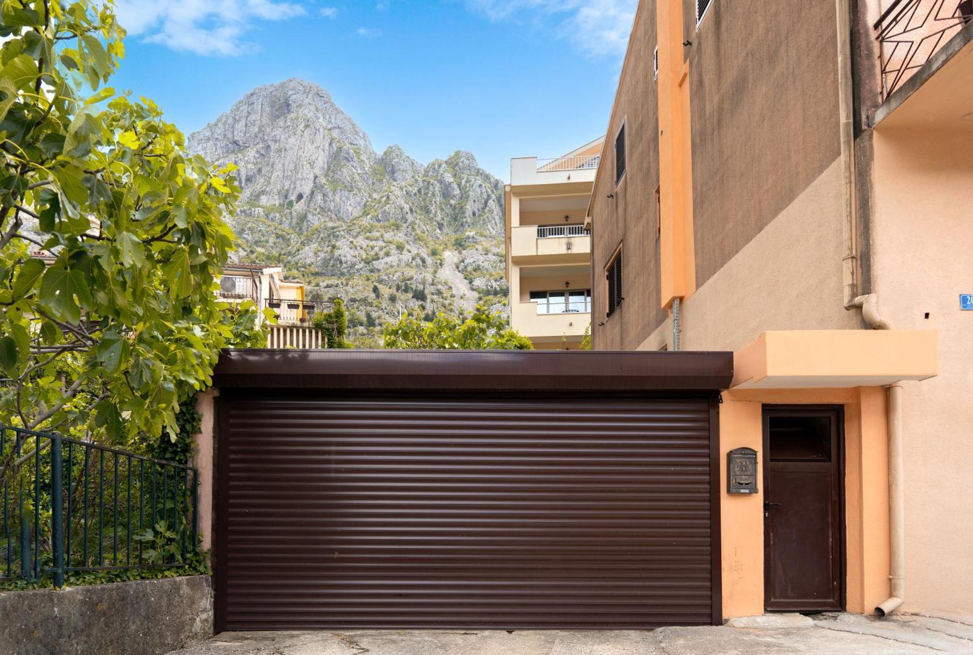 Apartment Busola Kotor Ngoại thất bức ảnh